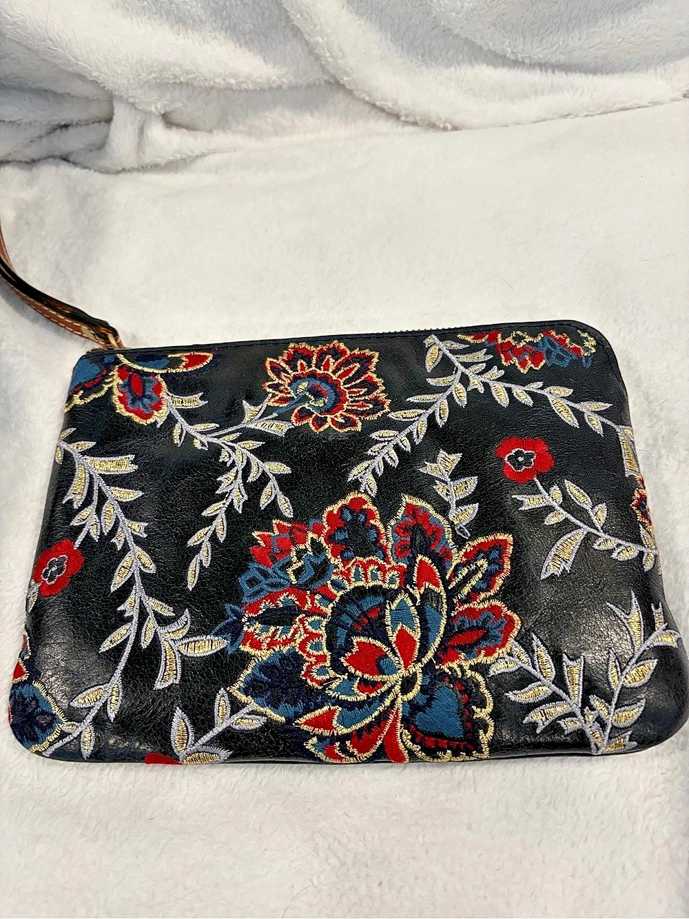 Patricia Nash Cassini Wristlet Floral in Black & Brown